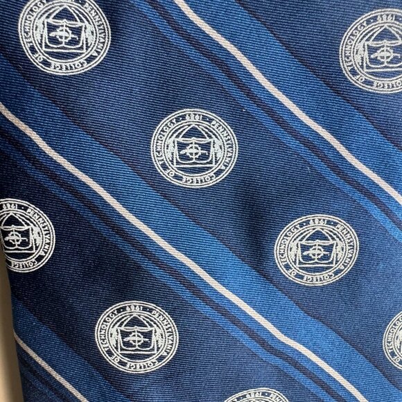 Pennsylvania State University Penn College of Technology Silk Tie NCAA Football - Picture 3 of 8